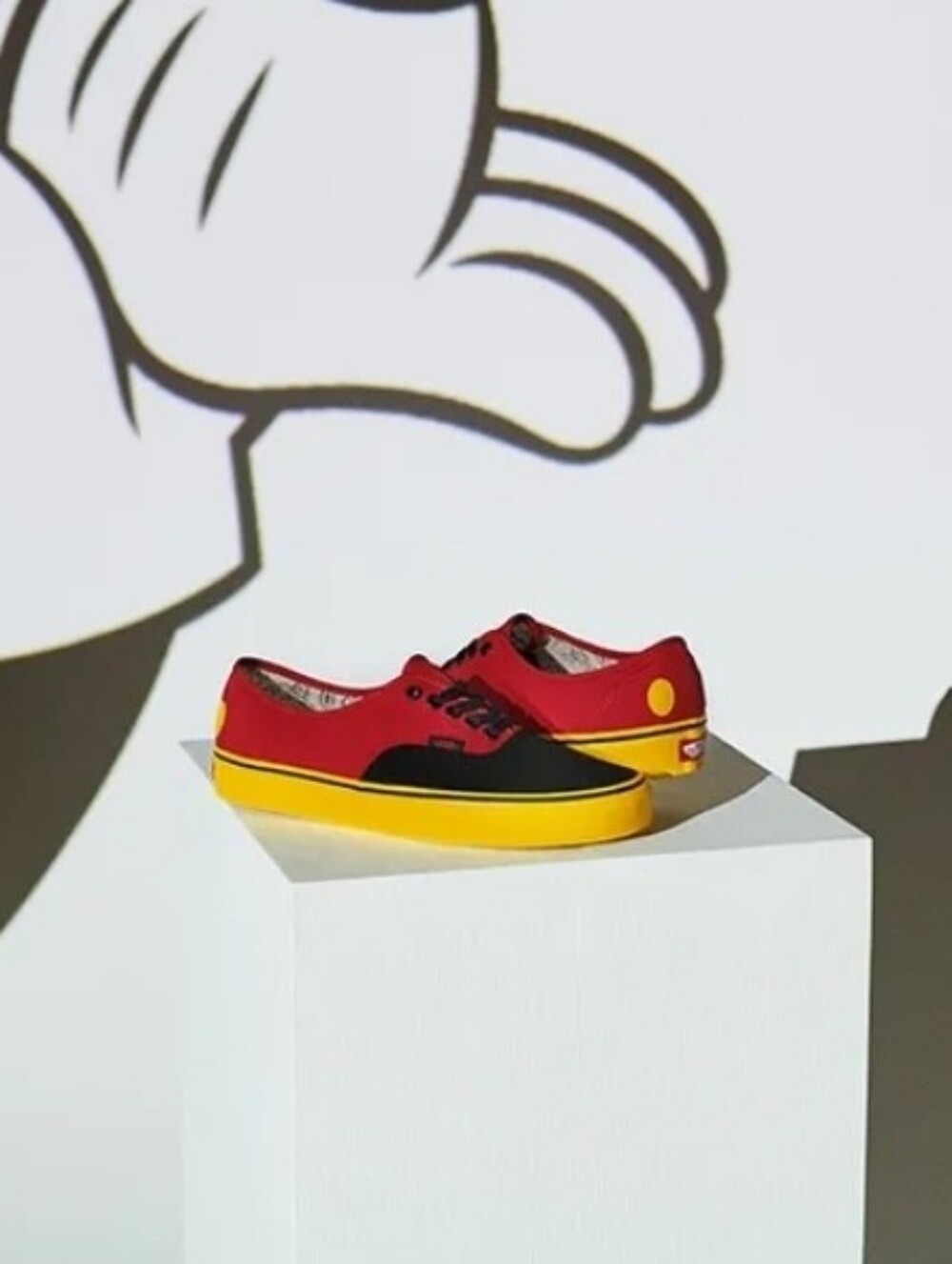 🔥 Vans x Disney Mickey Mouse 90th Anniversary Authentic Sneakers